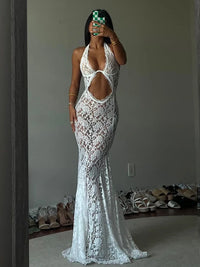 Robe corset blanche en dentelle imprimée, dos nu et semi-transparente