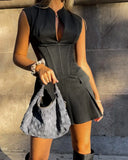Robe corset courte col plongeant